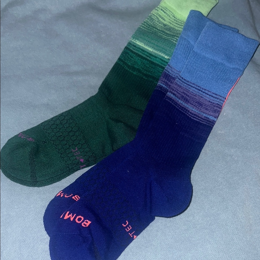 Green pair ONLY. Worn once.